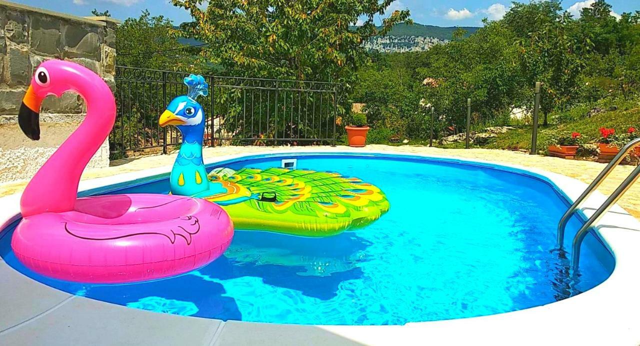 Holiday Home Deni Roč エクステリア 写真